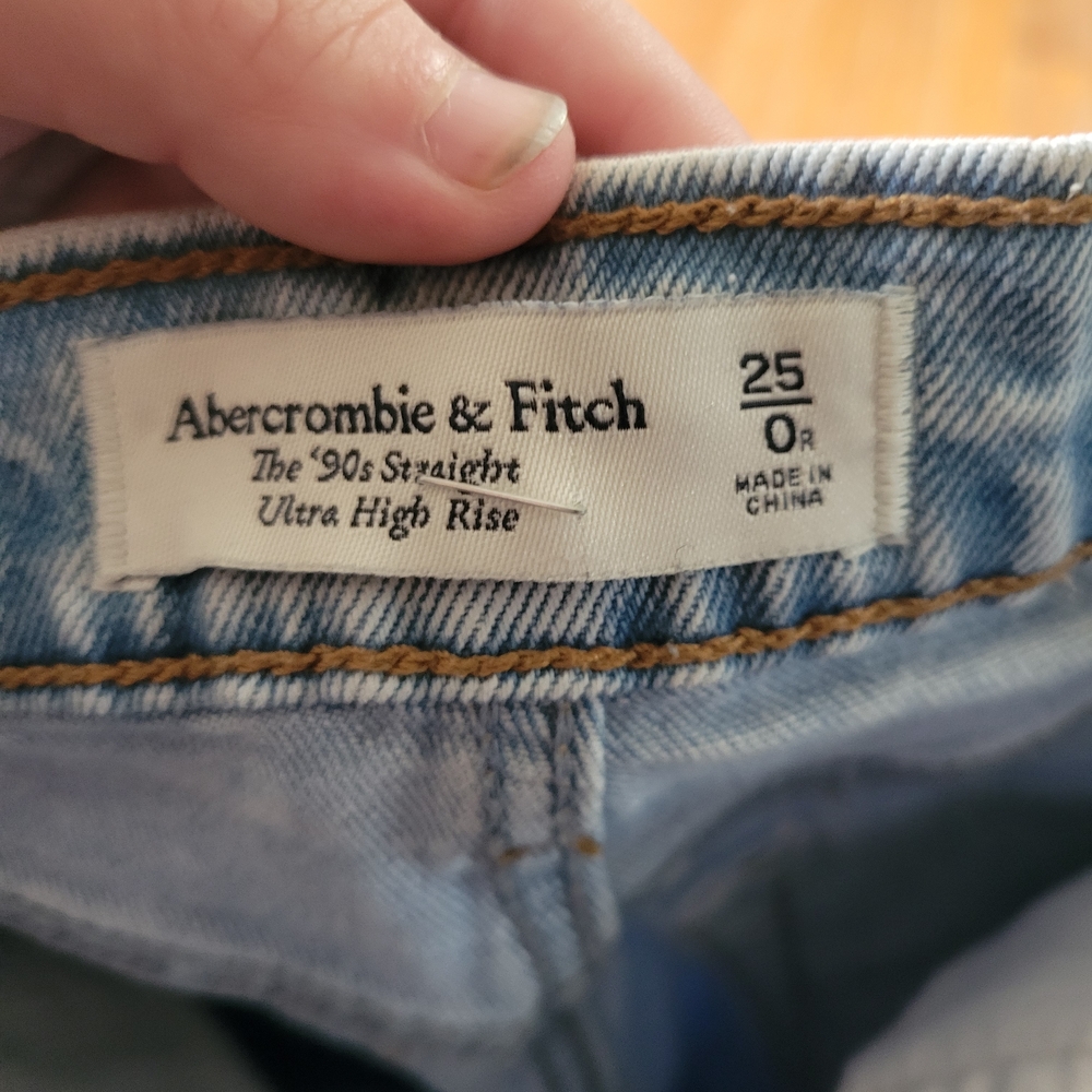Abercrombie & Fitch Ultra High Rise Jeans